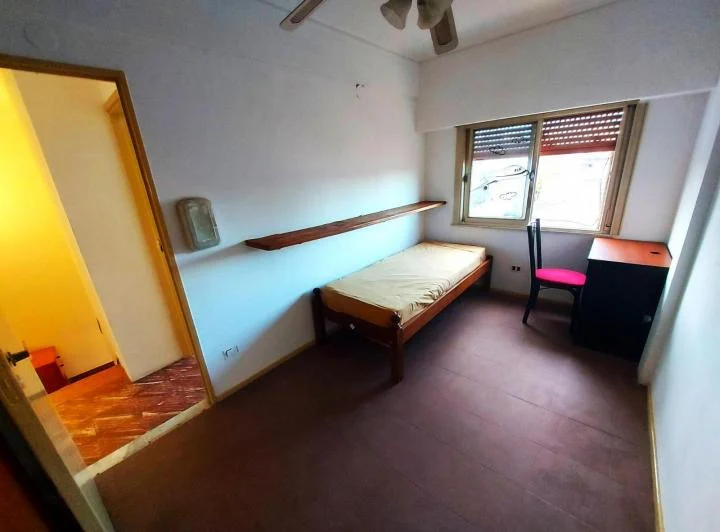 Departamento en venta - 3 Dormitorios 1 Baño - Pompeya 3