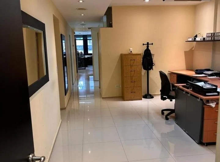 Oficina en alquiler - 4 Oficinas 2 Baños - San Nicolás 5
