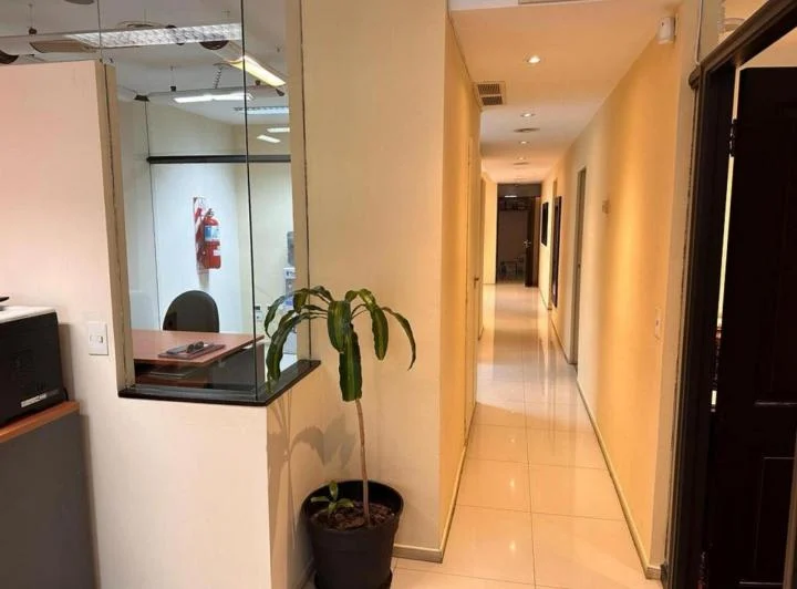Oficina en alquiler - 4 Oficinas 2 Baños - San Nicolás 4
