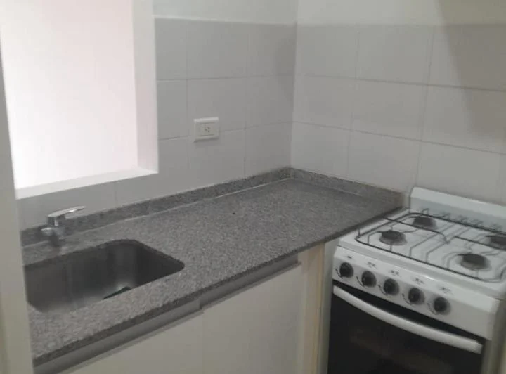 Departamento Monoambiente en alquiler - 1 Baño - La Plata 5