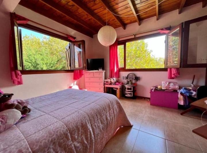 Casa en alquiler - 5 Dormitorios 3 Baños - 1.000Mts2 - Mar del Plata 4