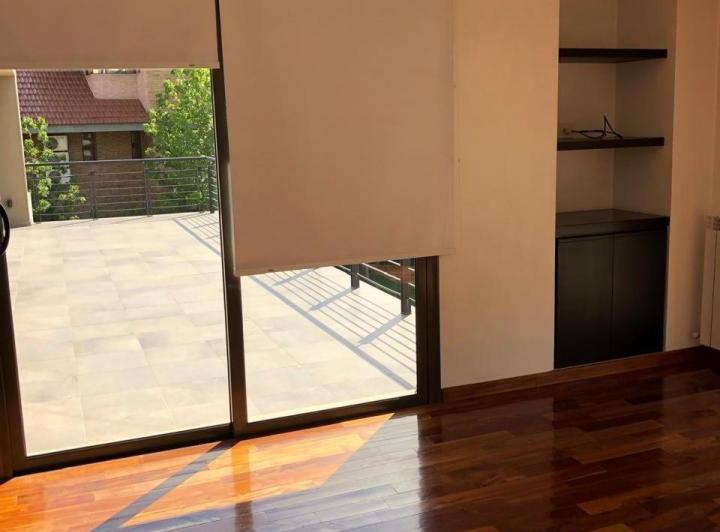 Casa en alquiler - 4 Dormitorios 6 Baños - Cocheras - 1.224Mts2 - Godoy Cruz 3