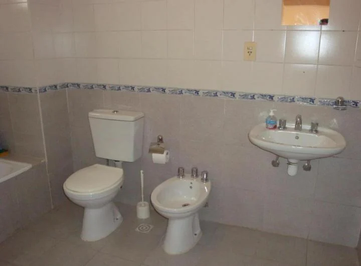 Departamento en alquiler - 2 Dormitorios 1 Baño - Floresta 4