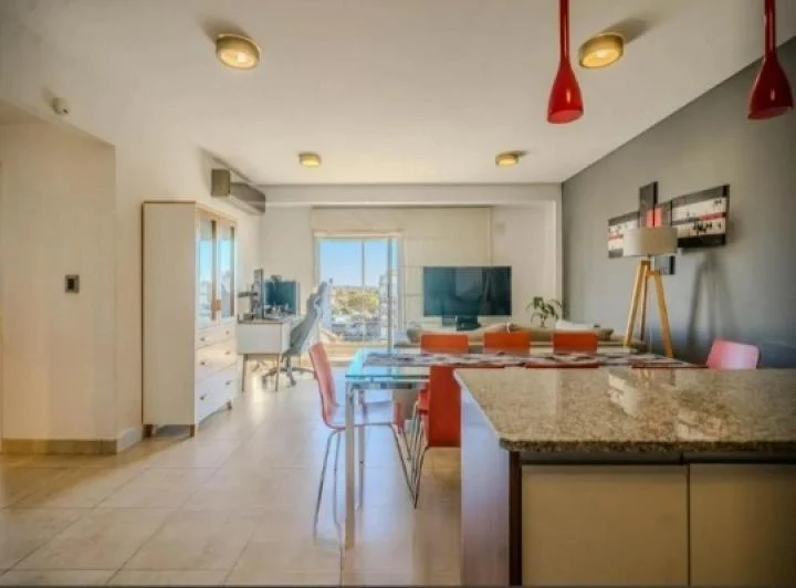 Departamento en venta - 2 Dormitorios 1 Baño - Villa Pueyrredón 2