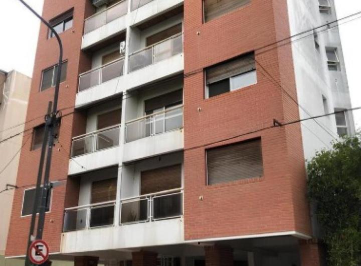 Departamento en alquiler  - 1 Dormitorio 1 Baño - La Plata 2
