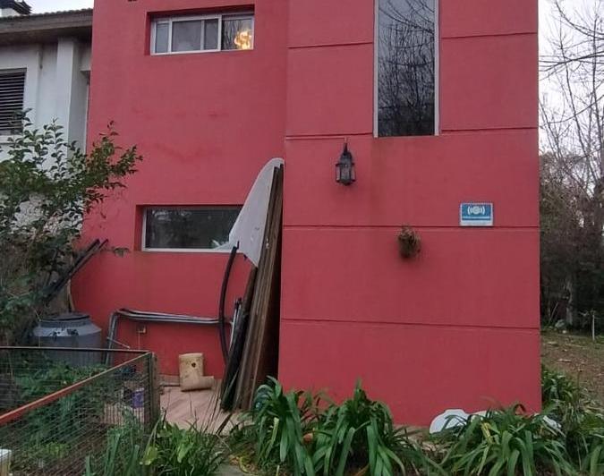 Casa en venta - 2 Dormitorios 1 Baño - Punta Lara 2