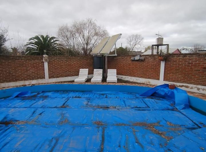 Casa en venta - 2 Dormitorios 1 Baño - Punta Lara 4