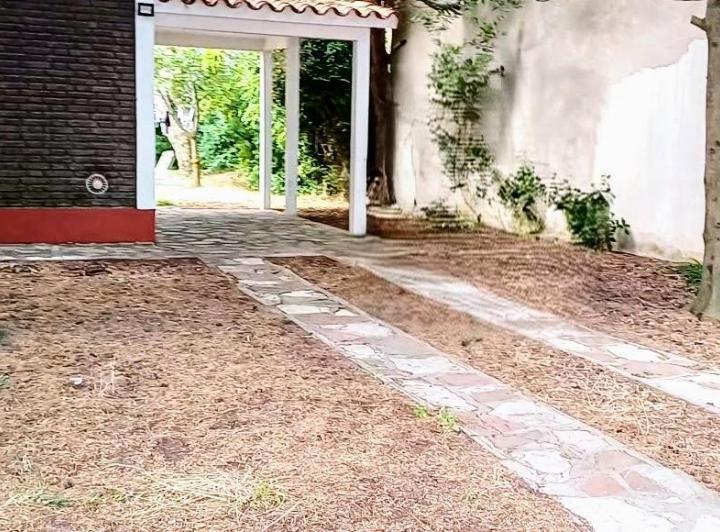 Casa en venta - 1 Dormitorio 1 Baño - 630mts2 - Mar del Tuyu 5