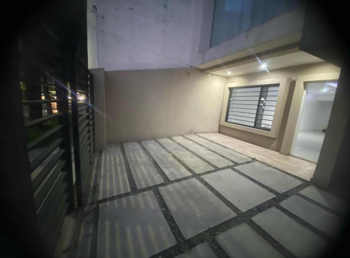 Dúplex en venta - 2 Dormitorios 2 Baños - Cochera - 150Mts2 - San Justo, La Matanza 4