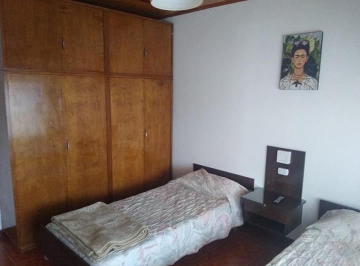 Casa en alquiler temporario - 4 Dormitorios 2 Baños - Mar del Plata 3