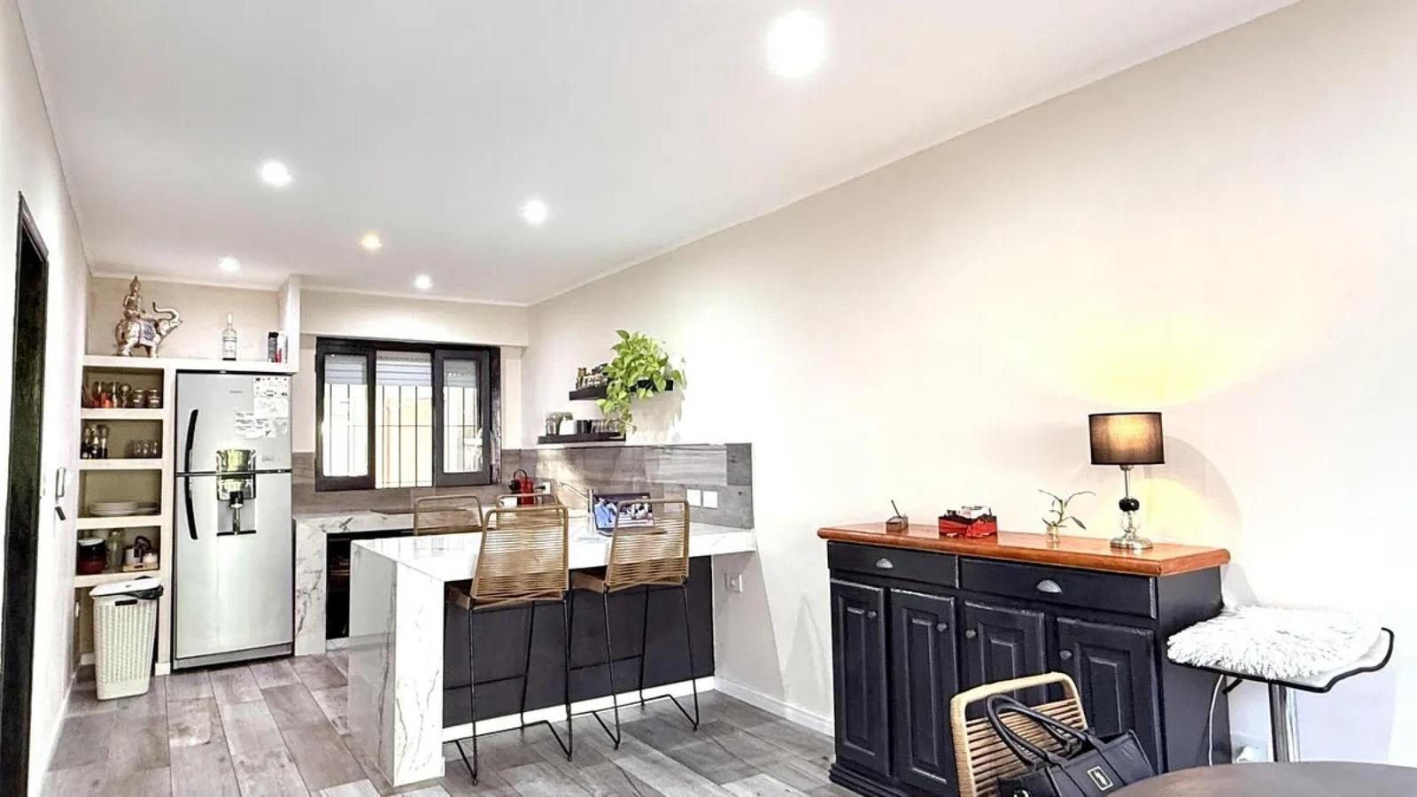 Foto de PH en venta - 3 Dormitorios 4 Baños - La Plata, imagen 5