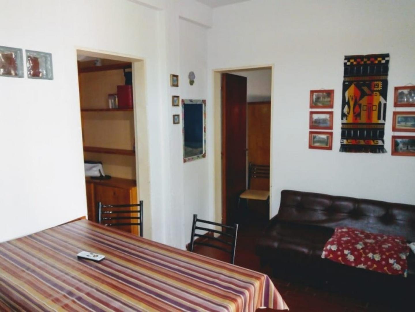 Casa en venta - 3 Dormitorios 2 Baños - San Bernardo del Tuyú
