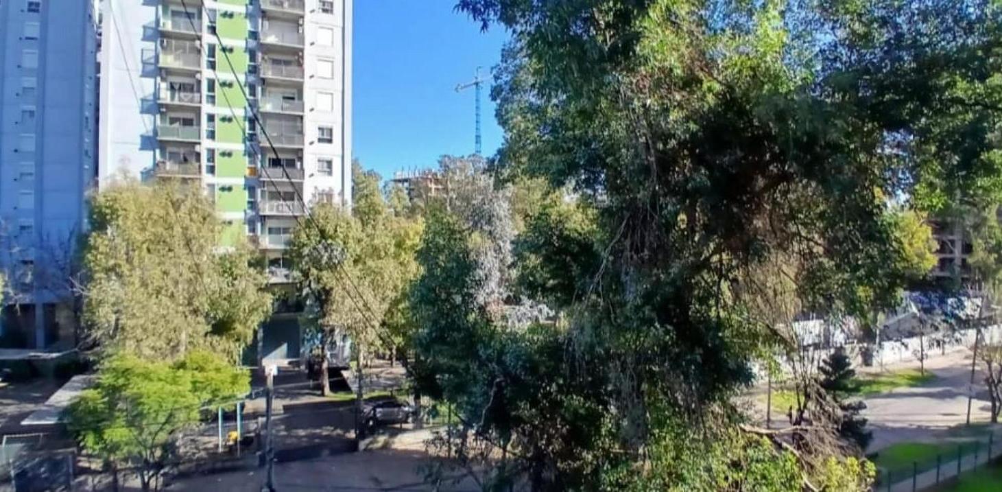 Departamento en venta - 2 Dormitorios 1 Baño - Cochera - 64Mts2 - Wilde