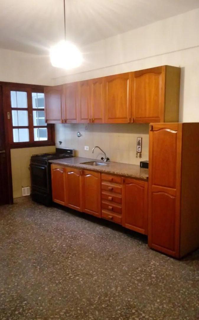 Foto de Departamento en alquiler - 4 Dormitorios 2 Baños - La Plata, imagen 4