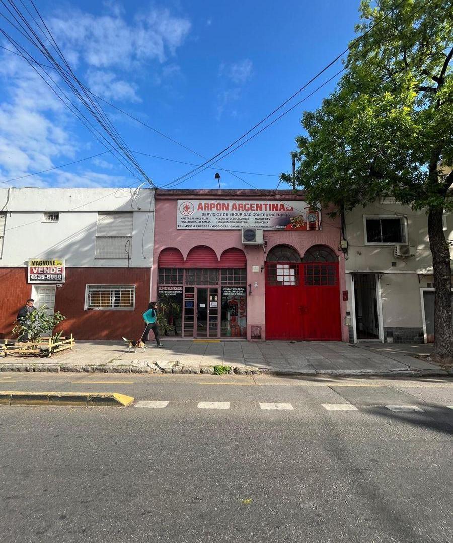 Depósito en venta - Salón - Taller - Oficinas - 312Mts2 - San Cristóbal