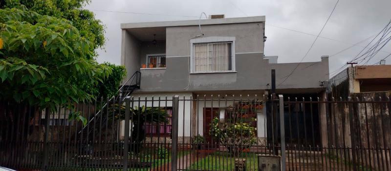 Casa en venta - 5 Dormitorios 3 Baños - 500Mts2 - Quilmes Oeste
