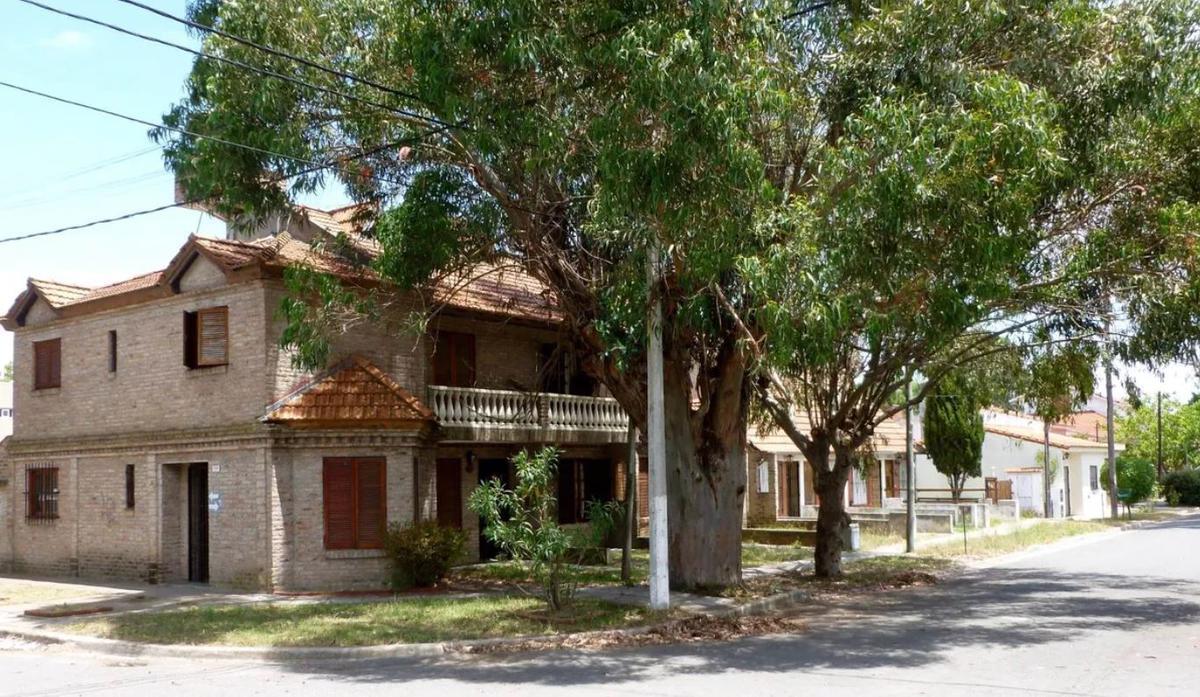 Casa en venta - 3 dormitorios 2 baños - Cochera - 70mts2 - Santa Teresita
