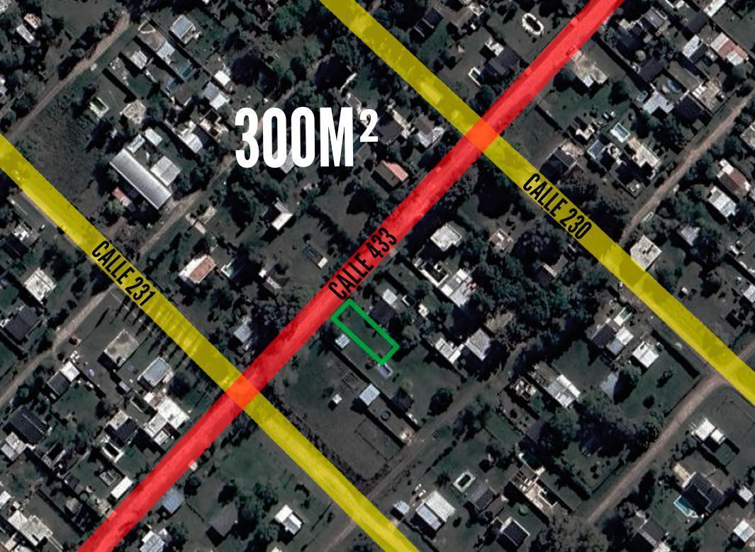 Foto de Terreno en venta - 300Mts2 - El Peligro, La Plata, imagen 1