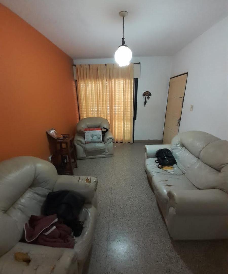 Casa en venta - 3 Dormitorios 1 Baño - Cochera - 311Mts2 - Río Cuarto