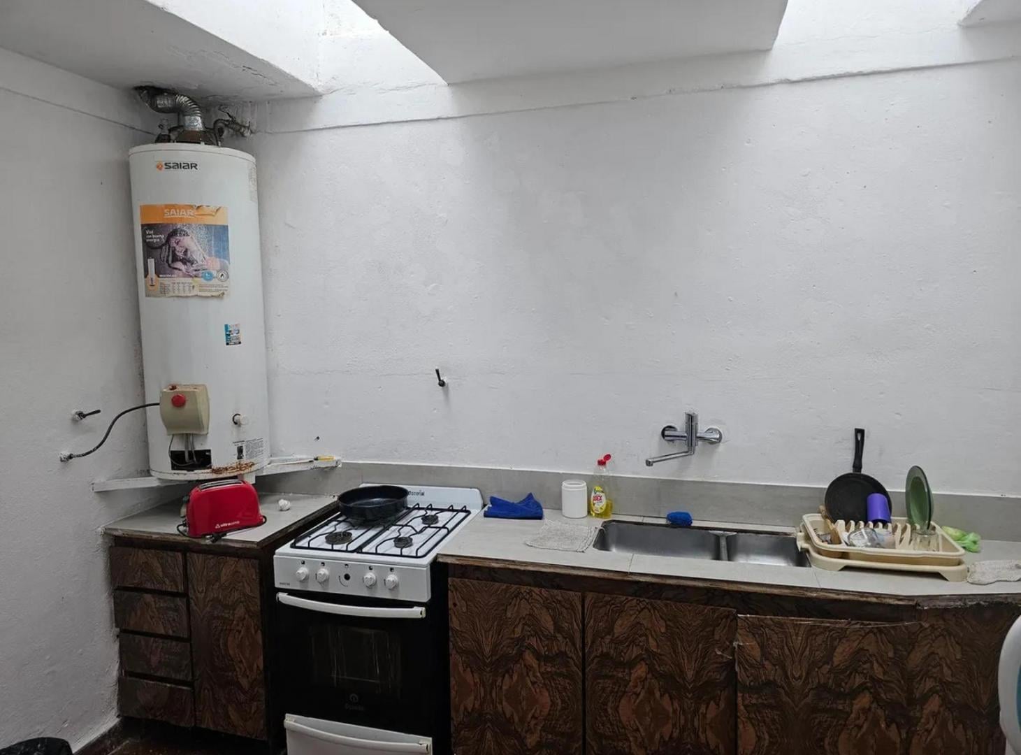 Casa en venta - 3 Dormitorios 1 Baño - Monte Castro