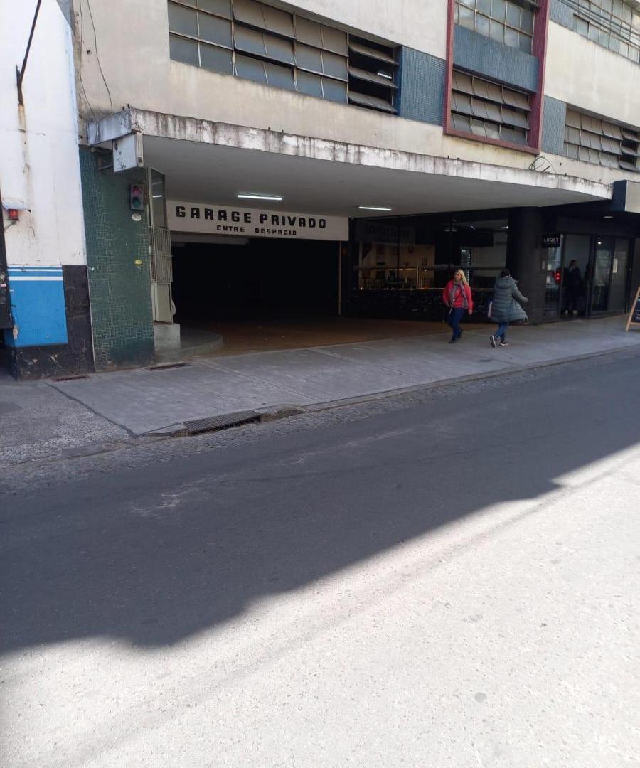 Cochera en venta - 10Mts2 - Recoleta