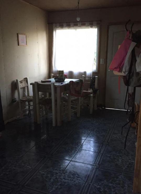 Foto de Casa en venta - 2 dormitorios 1 baño - 350 mts2 - Coronel Brandsen, imagen 2