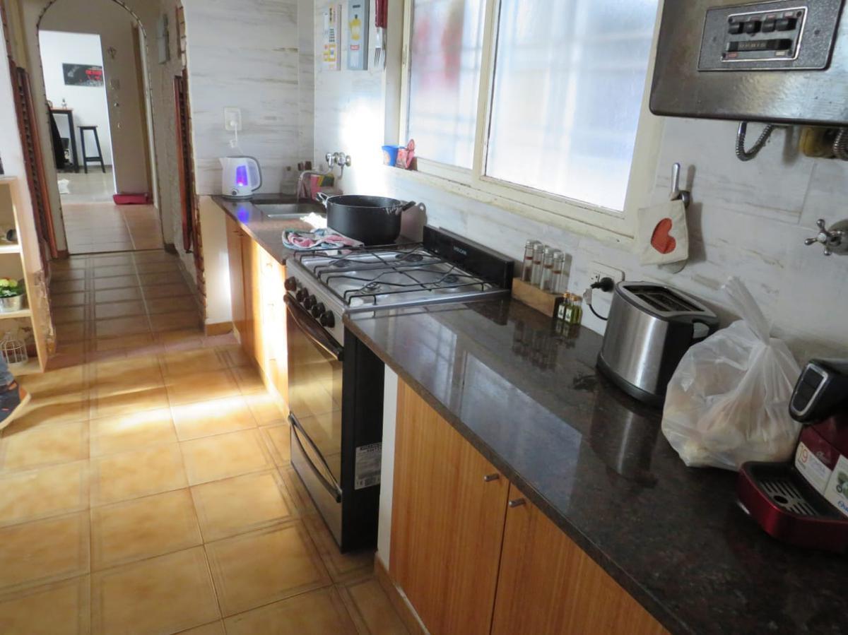 Foto de Casa en venta - 1dormitorio 1 baño - 250mts2 - Manuel B. Gonnet, La, imagen 4