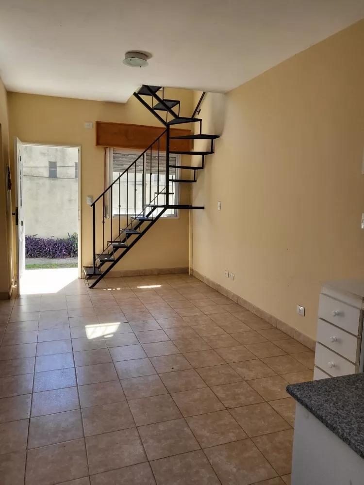 Foto de Complejo de Dúplex en venta - 12 Dormitorios 6 Baños - Cocheras, imagen 3