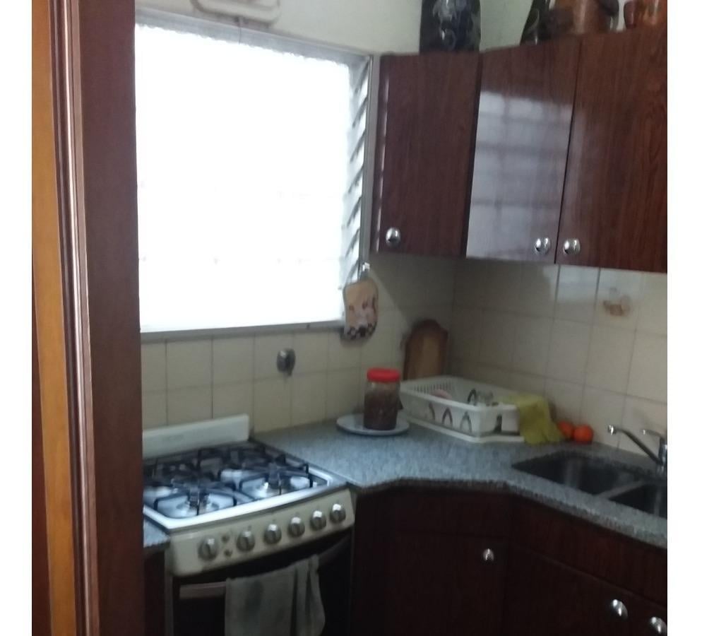 Casas en venta - 4 Dormitorios 3 Baños 1 Cochera 1 Local - Gonzalez Catan, La Matanza