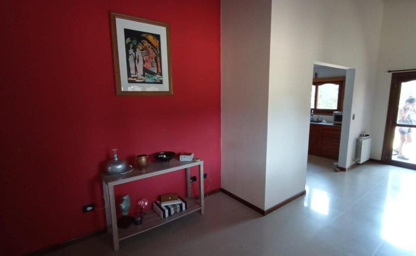 Foto de Casa en venta - 2 Dormitorios 2 Baños - 880Mts2 - Santa Teresita, imagen 5