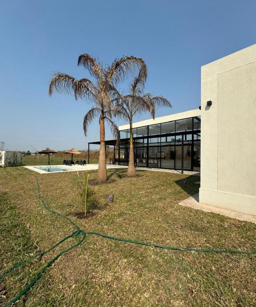 Casa en Venta - 5 Dormitorios 5 Baños - 1000mts2 - San Cosme, Corrientes