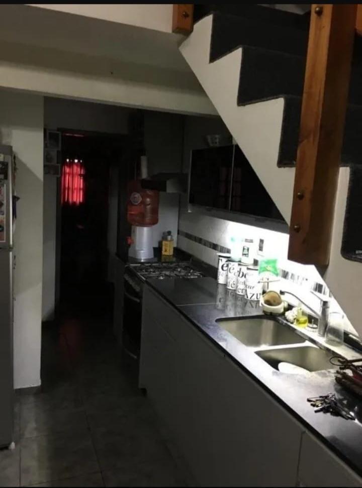 PH en venta - 1 Dormitorio 1 Baño - Cochera - 60Mts2 - Berazategui