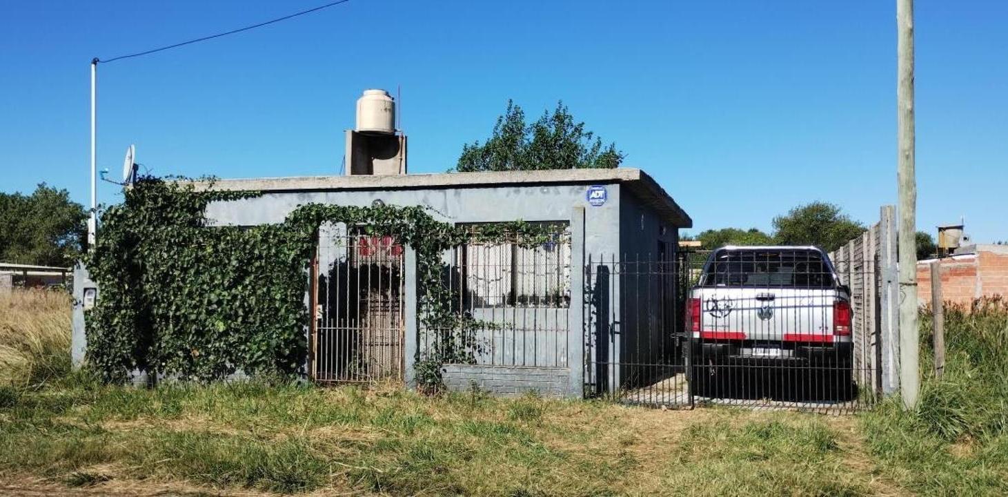 Casa en venta - 2 Dormitorios 1 Baño - Las Toninas