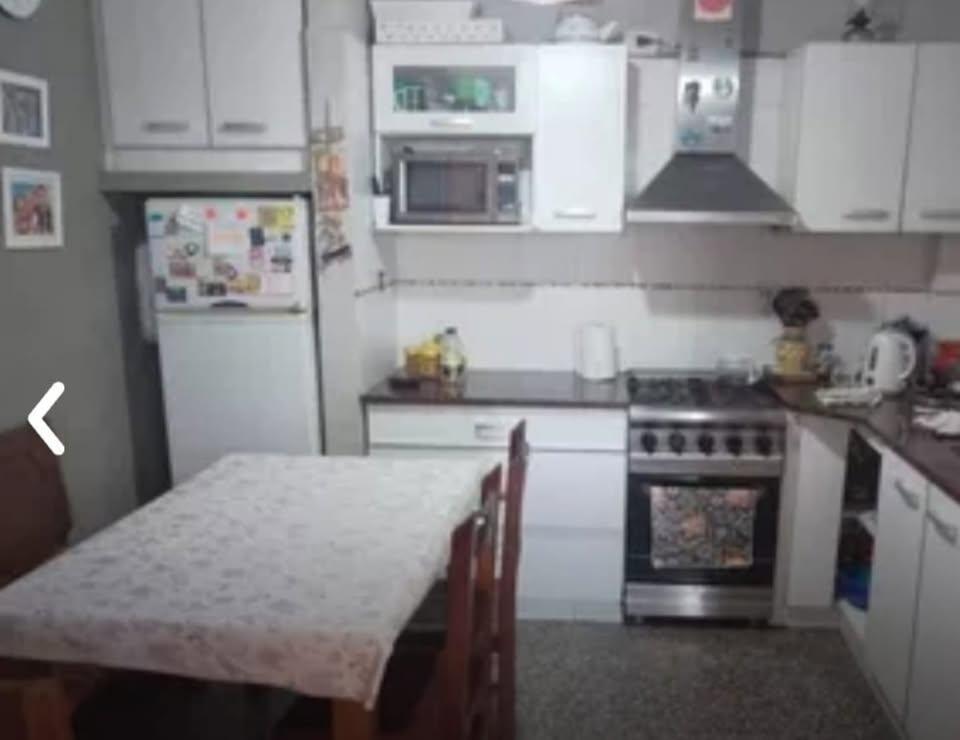 Foto de Casa en venta - 2 Dormitorios 1 Baño - Local - 300Mts2 - Ramos Mejía, imagen 5