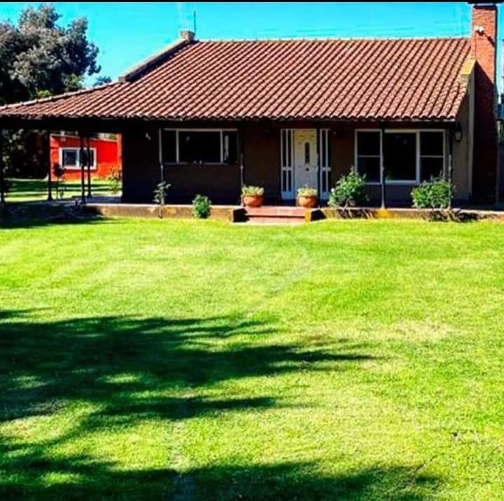 Casa en venta - 3 Dormitorios 2 Baños - Cochera - 4821Mts2 - Saladillo