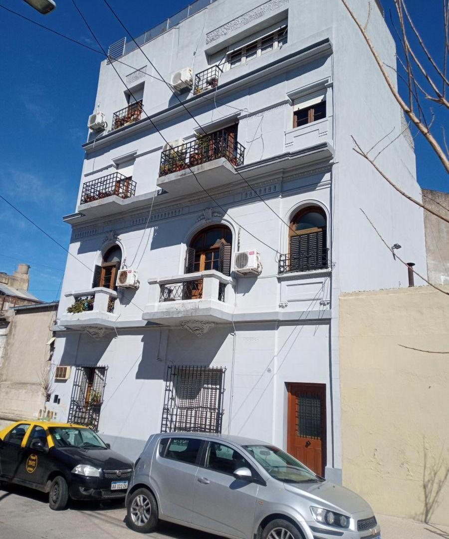 PH en venta - 2 Dormitorios 2 Baños - Barracas