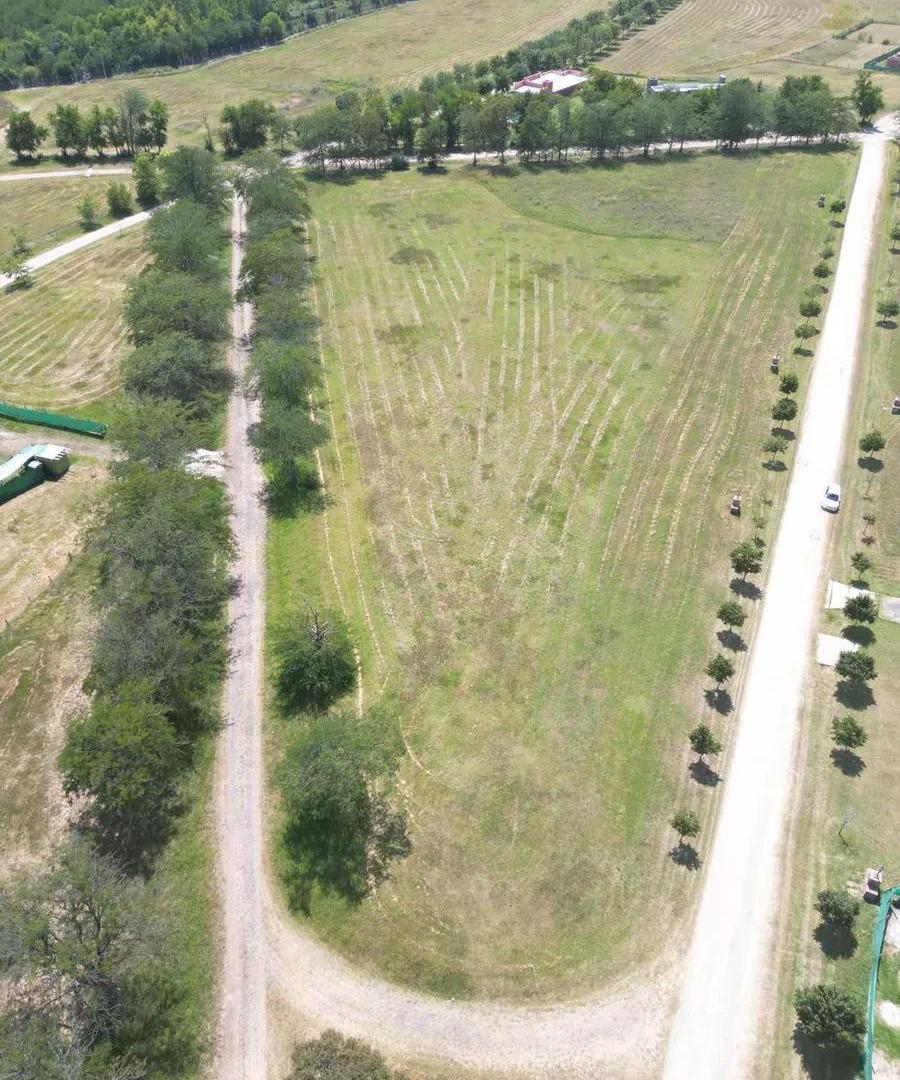 Terreno en venta - 2.320Mts2 - Luján