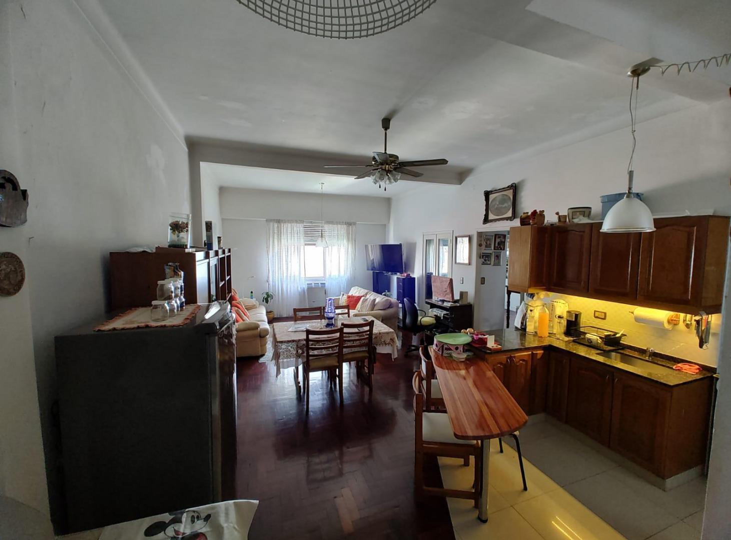 Departamento en venta - 2 Dormitorios 1 Baño - 72Mts2 - Almagro