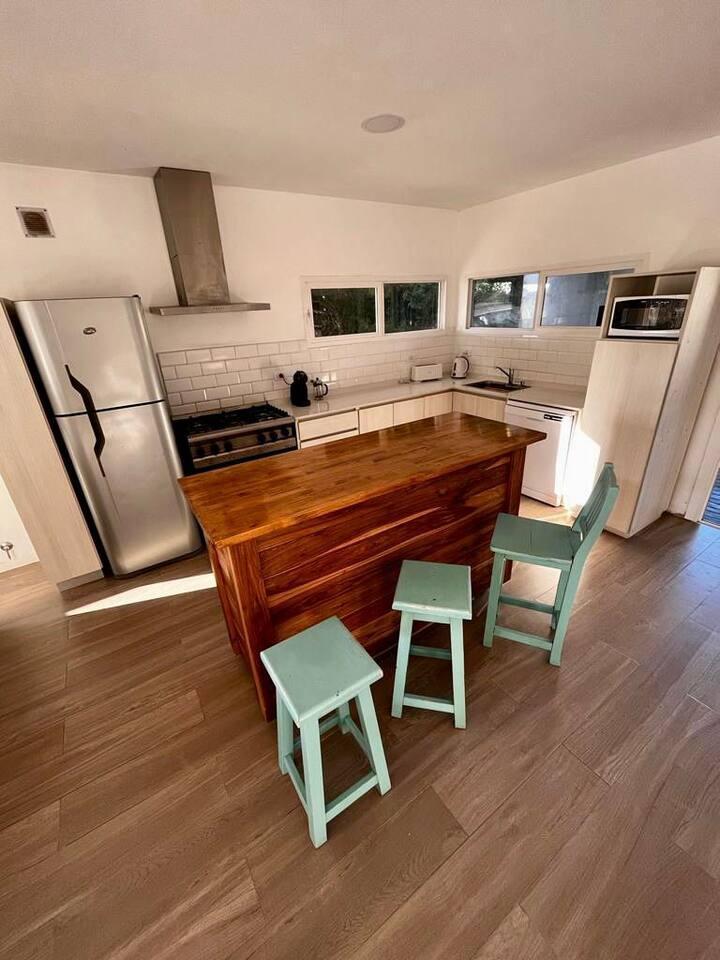 Foto de Casa en alquiler temporario - 2 Dormitorios 2 Baños - Pinamar, imagen 5