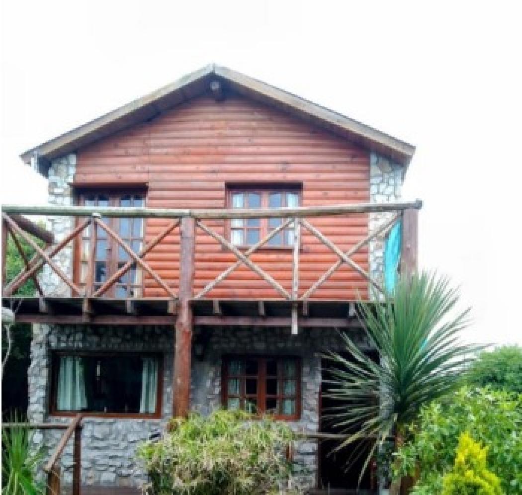 Casa en venta - 3 Dormitorios 2 Baños - Cochera - Chapadmalal