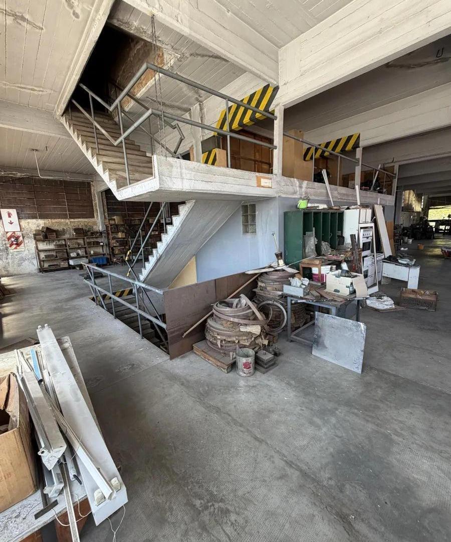 Foto de Terreno en venta - 1.300mts2 - Villa Devoto, imagen 3