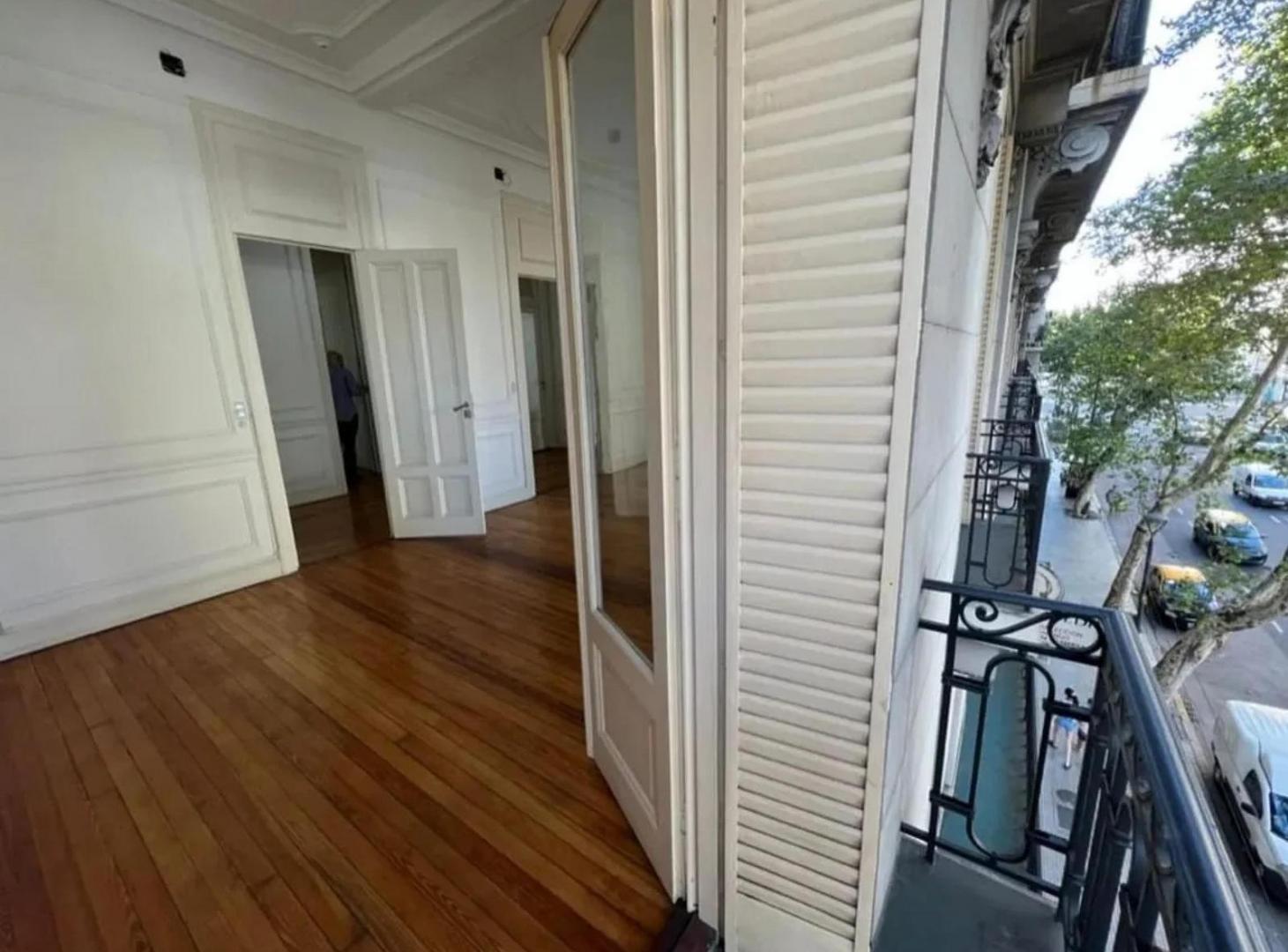 Departamento en venta - 3 Dormitorios 3 Baños - Balvanera