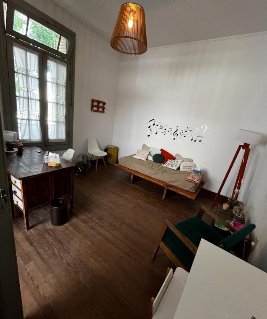 Casa en venta - 3 Dormitorios 2 Baños - La Plata