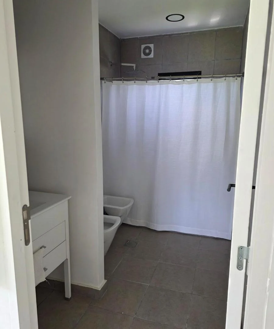 Foto de Casa en venta - 3 Dormitorios 3 Baños - General Rodríguez, imagen 4