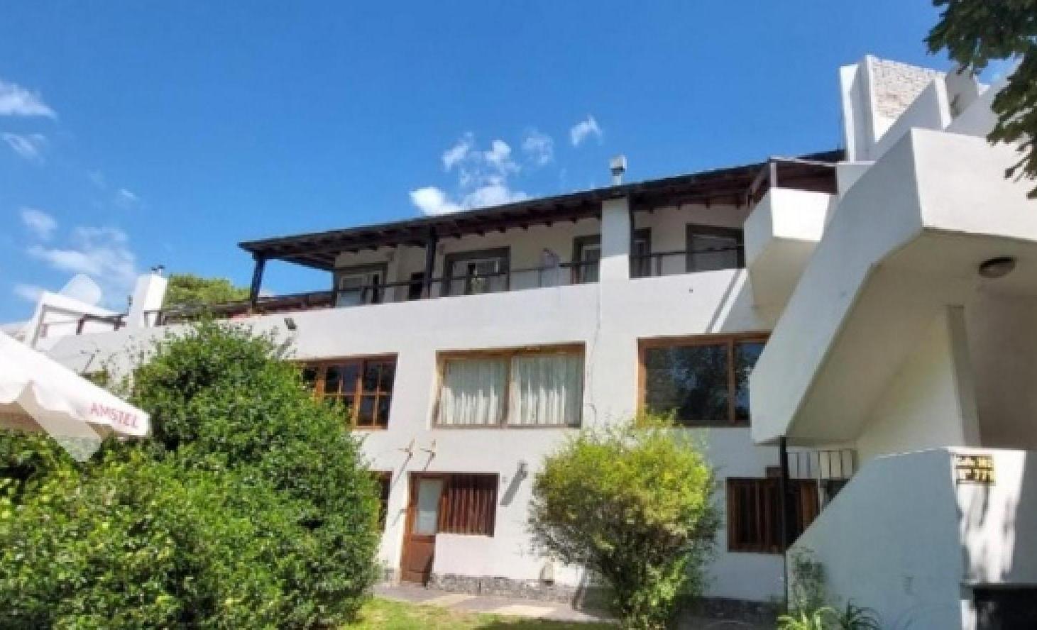 Casa en venta - 3 Dormitorios 3 Baños - Villa Gesell