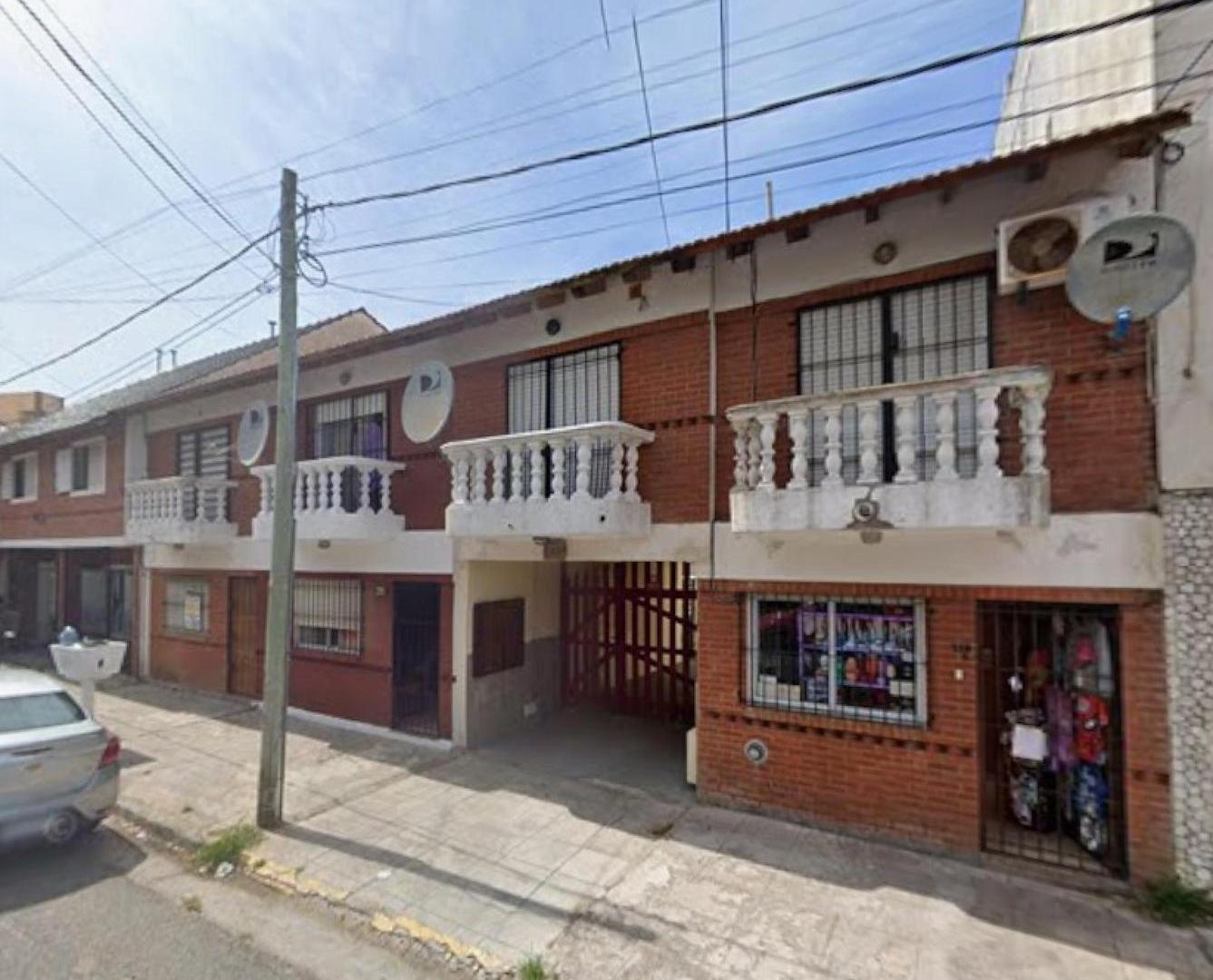 PH en venta - 3 Dormitorios 2 Baños - Santa Teresita