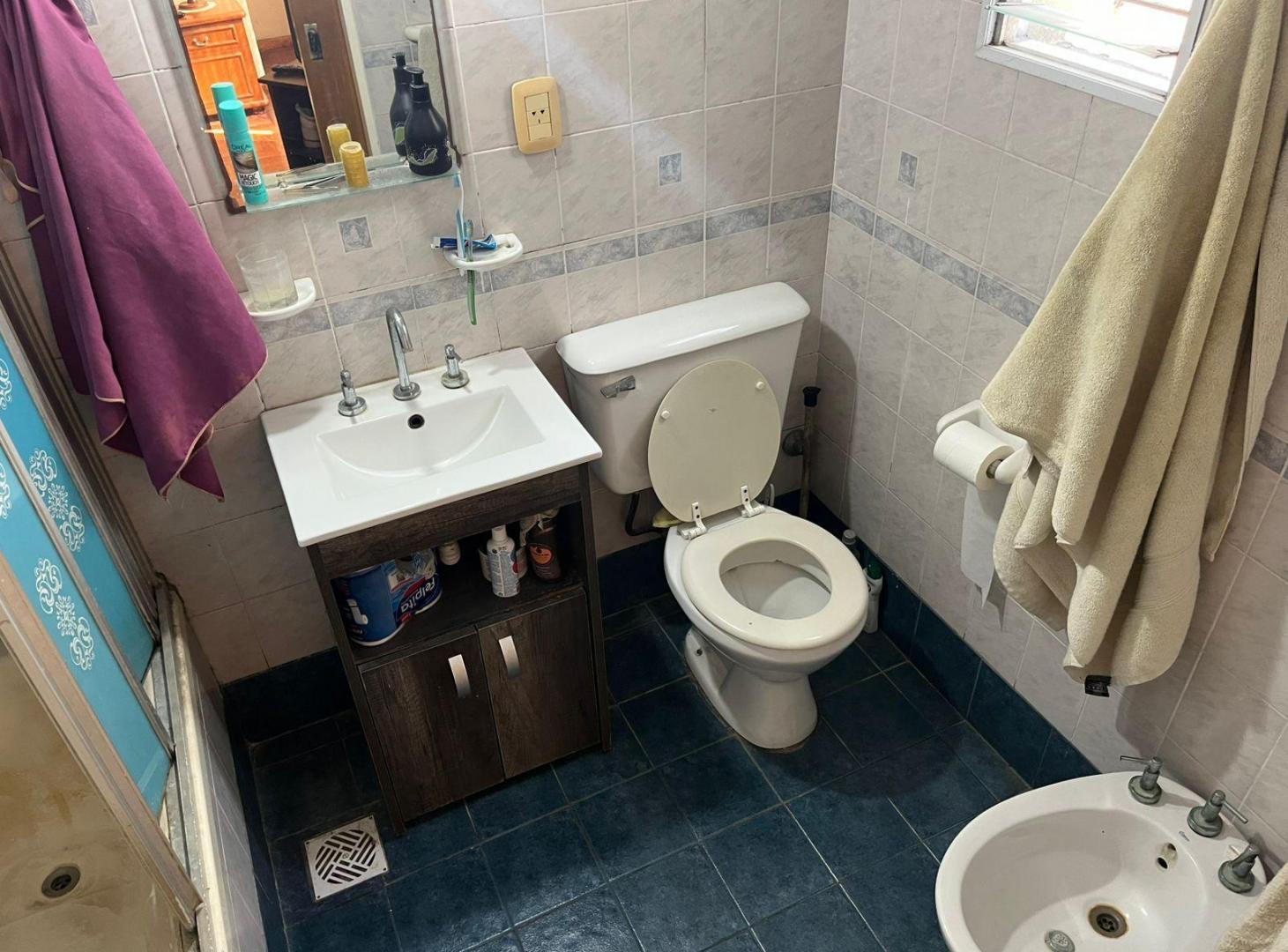 Casa en venta - 3 Dormitorios 2 Baños - La Plata