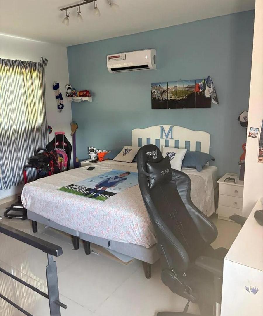 Casa en venta - 3 Dormitorios 3 Baños - Morón