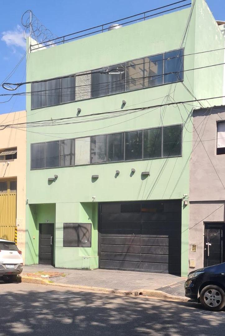 Edificio Comercial en venta - 12 Oficinas - Baños - Cocheras - 480Mts2 - Parque Patricios