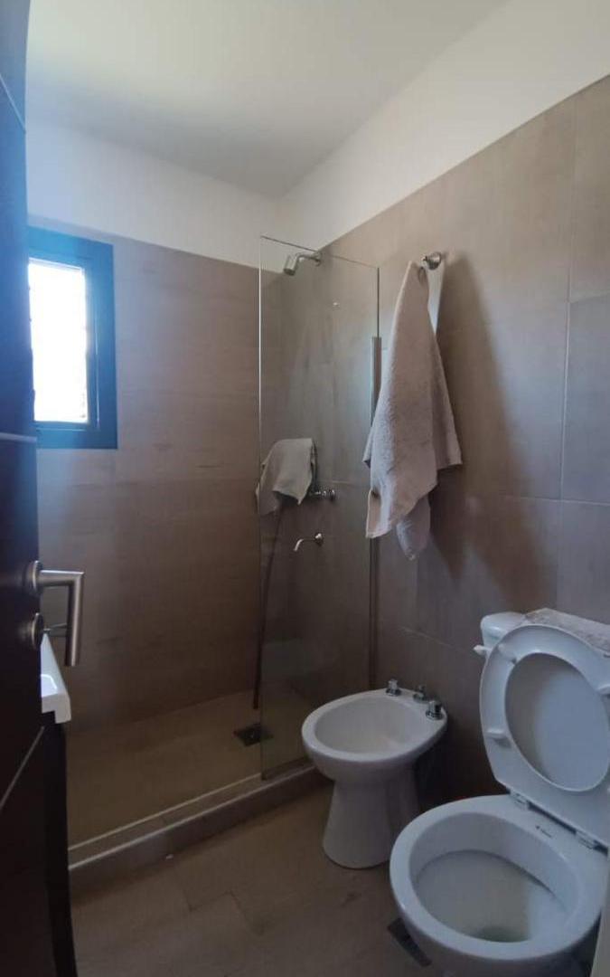 Foto de Casa en venta - 2 Dormitorios 1 Baño - 650mts2 - Carlos Paz, imagen 5